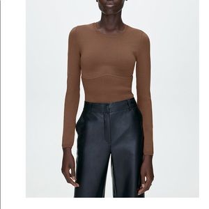 Aritzia REFINERY SCULPT KNIT SWEATER
